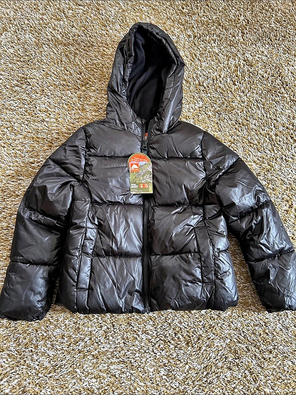 Ozar trail Kids Black Hooded Puffer Jacket NWT